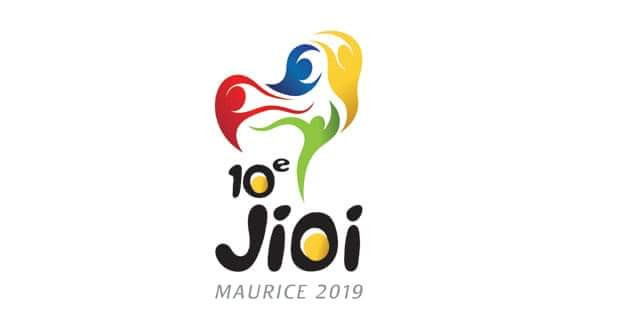 L’identité visuelle du logo de la 10e édition des Jeux des Îles de l’Océan Indien qui représente une tête de dodo formée par quatre silhouettes en mouvement aux couleurs du drapeau mauricien, a été imaginée et conçue par Benoît Juliette.
