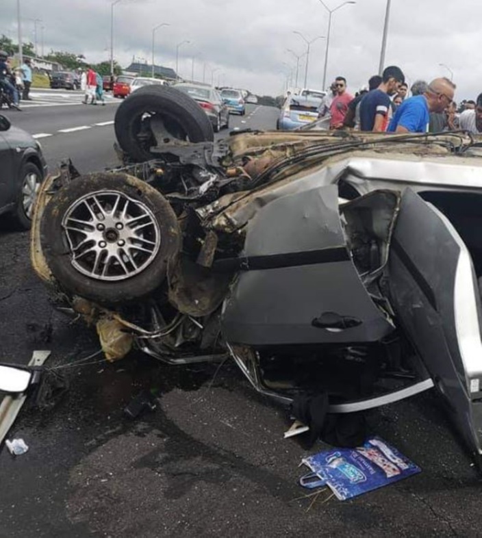 Accident à Bagatelle : Le conducteur se rendait à l’hôpital pour rendre visite à son épouse qui doit accoucher