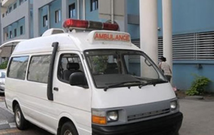 Accident à Port-Louis : Une adolescente de 15 ans et enceinte de 9 mois admise à l'hôpital