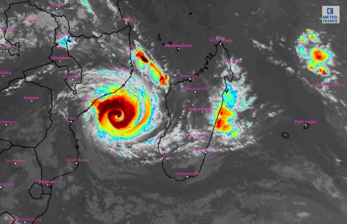 Image du satellite MSGA dans le canal infrarouge montrant le cyclone IDAI le mercredi 13 mars 2019 à 7 UTC - © Météo-France.