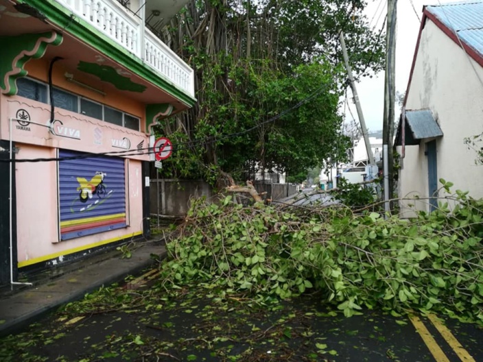 [Rodrigues] En images, Port Mathurin après le passage du cyclone tropical intense Joaninha
