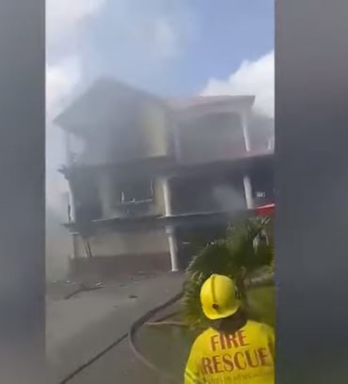 Violent incendie dans un restaurant à St Pierre