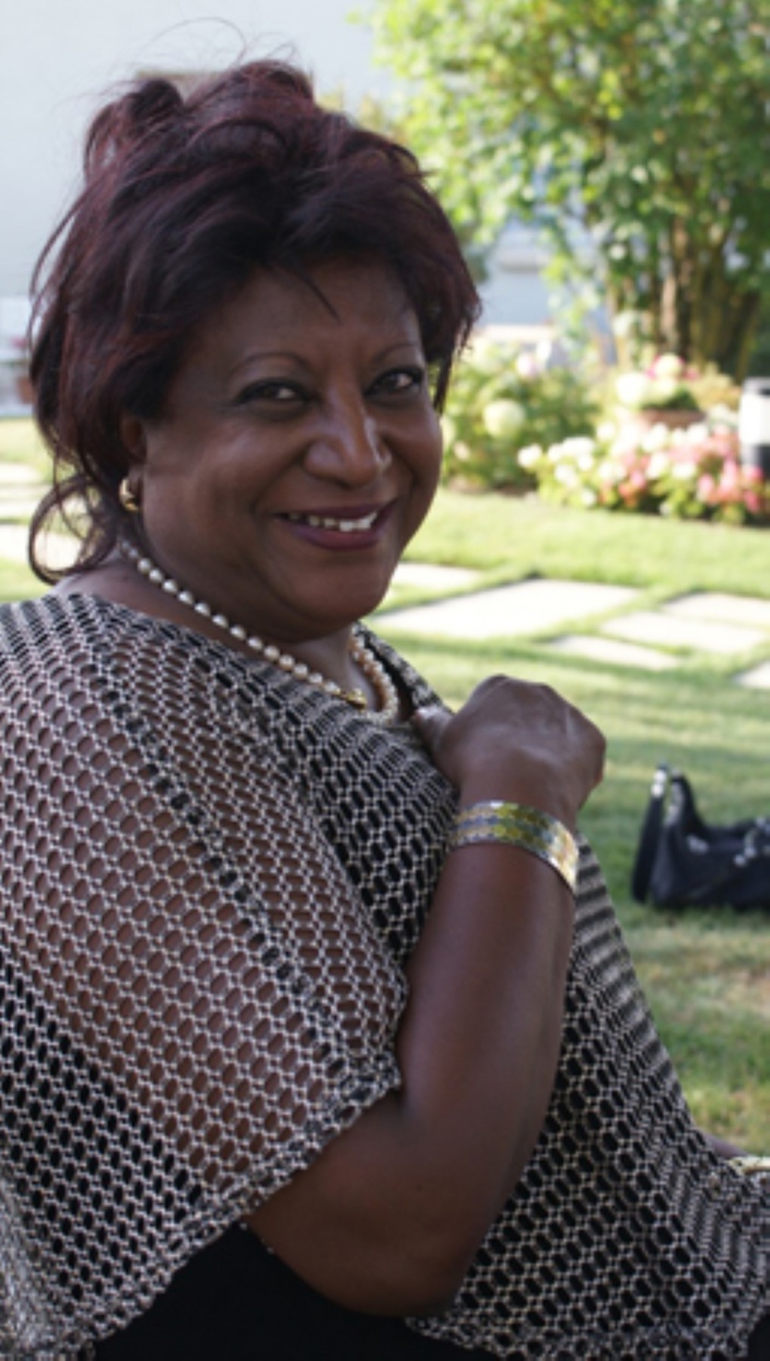 Biscuiterie Yannick : La Mauricienne Violette Jettain fait chevalier de l’ordre national du Mérite 
