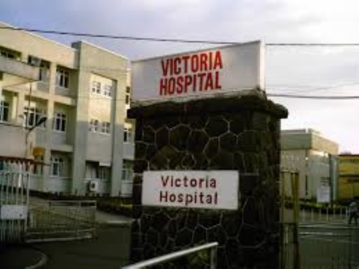 Hôpital Victoria à Candos : Insultes et gifles entre une patiente et un médecin