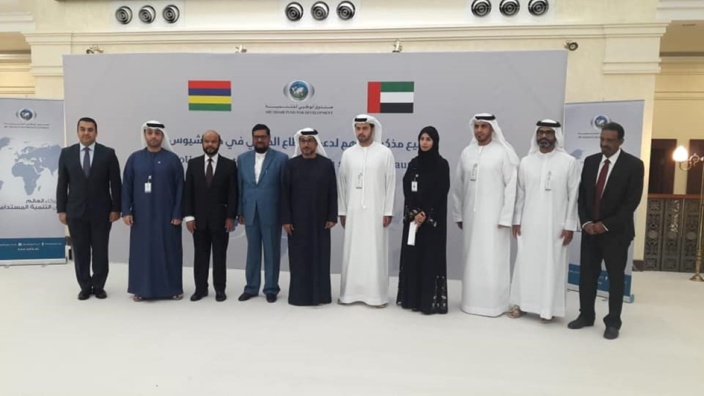 Une délégation dirigée par Showkutally Soodhun s'est rendue à Abu Dhabi pour la signature d'un accord entre l'Abu Dhabi Fund for Development (ADFD) et le gouvernement mauricien.