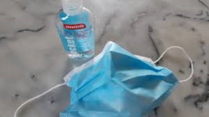 Un policier consomme par mégarde du gel hydroalcoolique et se retrouve à l'hôpital