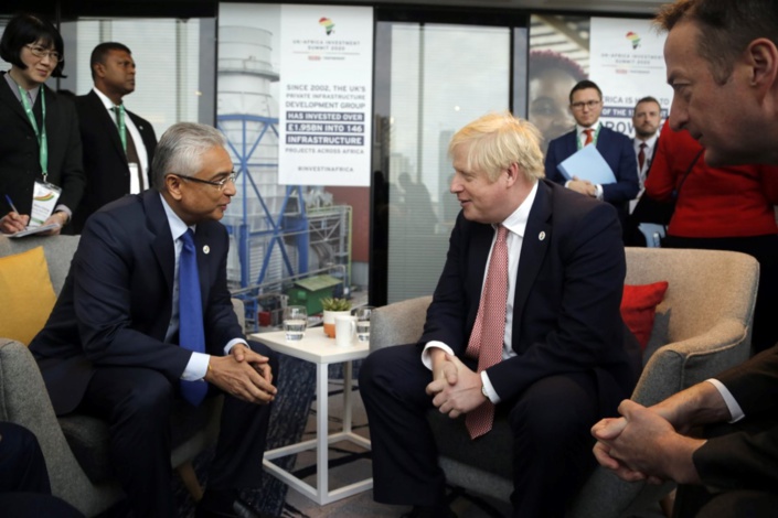 Un tête-à-tête de quelques minutes, avec le PM britannique Boris Johnson. 20.01.20