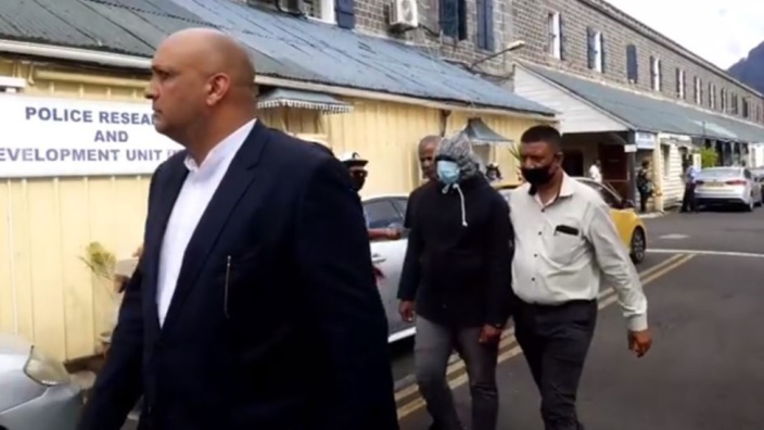 Policière tuée à Mahébourg : Wazzil Ally Meerkhan se constitue prisonnier
