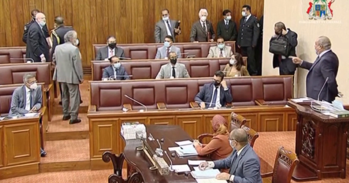 [Cour suprême] Suspension des trois B au Parlement : Les avocats du Speaker demandent un renvoi