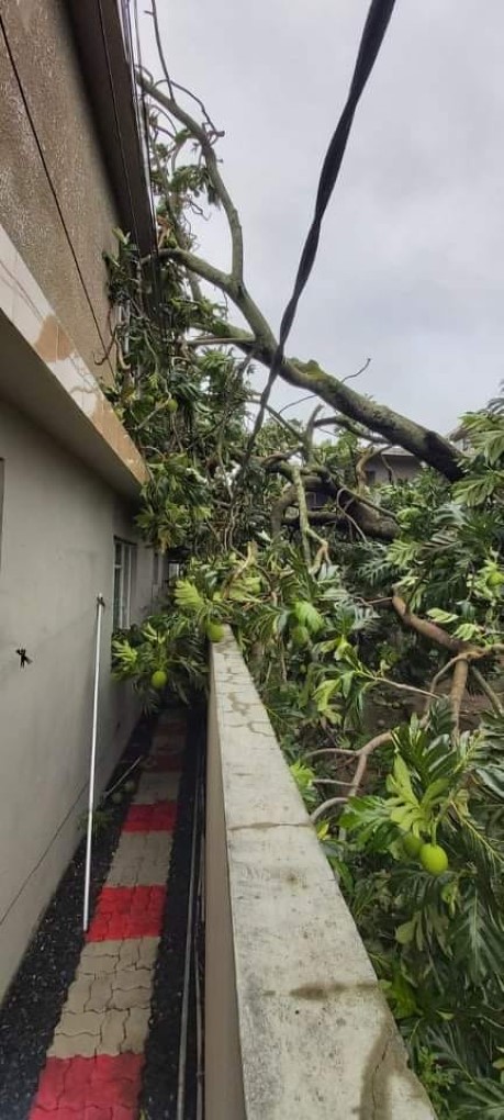 Premier bilan du passage cyclonique Enmati : « Pas de gros dégâts »