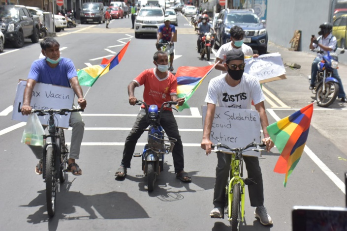 [Vidéo] Une manifestation à vélo dans la capitale pour réclamer le retrait de nombreuses taxes