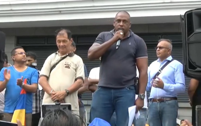 Manifestation citoyenne à Port-Louis : Franc succès du remake "BLD" 