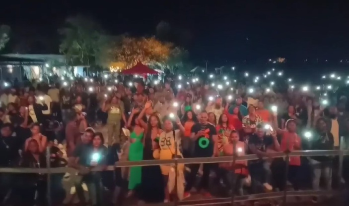 Vidéo- Candlelight au Festival Reggae pour Nishal Joyram