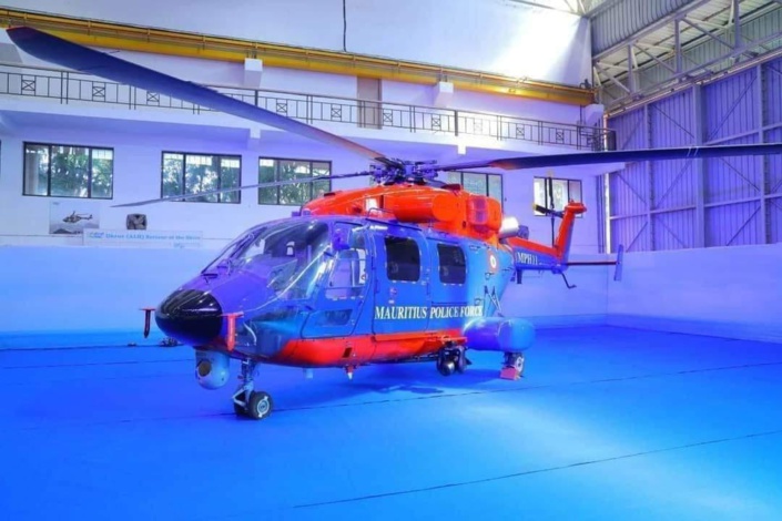 Dhruv MK III : L’hélicoptère militaire au coût de Rs 1 milliard est arrivé à Maurice