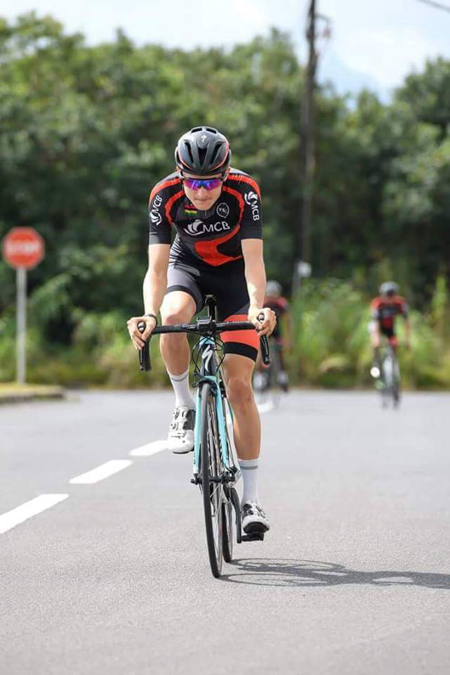 Tour Cycliste de la Réunion 2018 :La Team MCB remporte le contre-la-montre, Christophe Lagane enfile le maillot Jaune