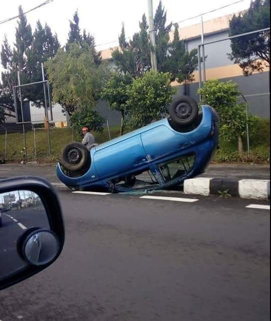 Image du jour : Accident de la route à Curepipe