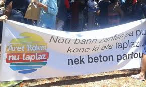 Le collectif Aret Kokin Nu Laplaz a porté plainte au tribunal de l’Environnement contre un projet hôtelier dans le Sud