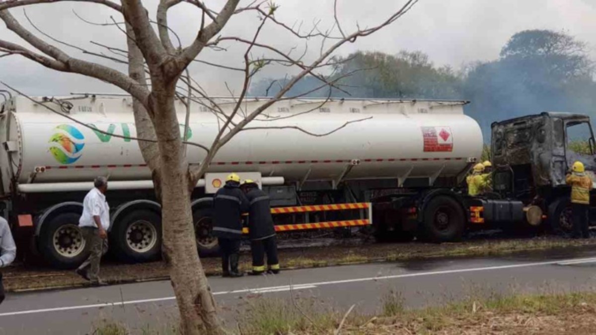 Bois-Rouge : Le chauffeur du camion arrêté pour vol d'essence