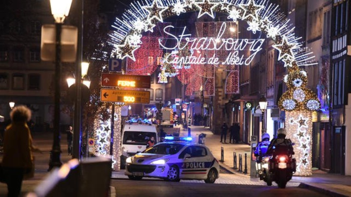 [Vidéo] Coups de feu à Strasbourg : 3 morts et 11 blessés, le tireur en fuite