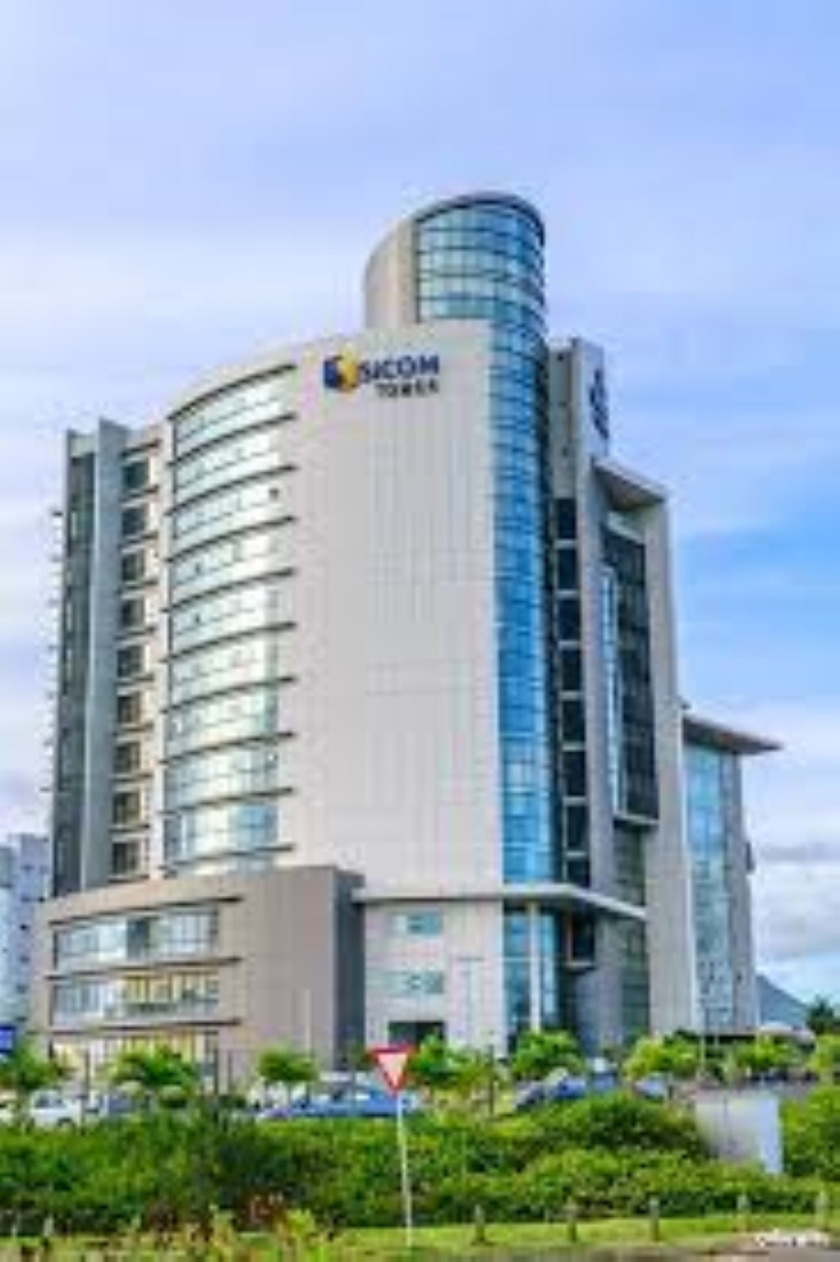 Ebène : La SICOM Tower, des bureaux vides et Rs 7,7 M de loyers impayés