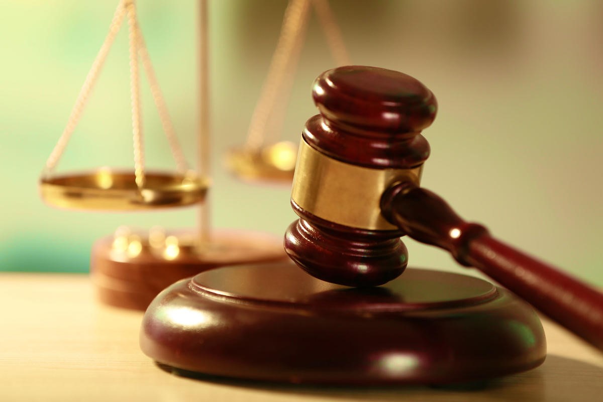 Un officier de l’état civil condamné pour Rs 500