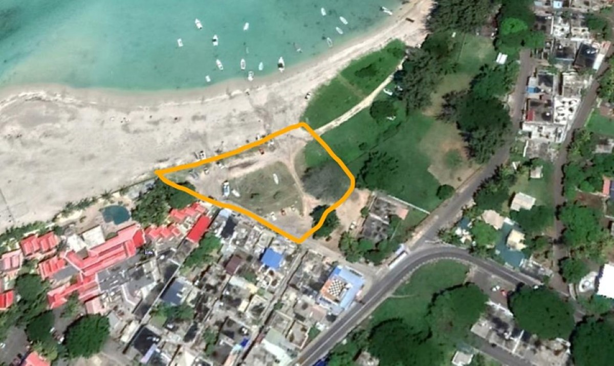 Le projet d'extension d'un hôtel à Flic-en-Flac sur la plage publique suscite l'indignation