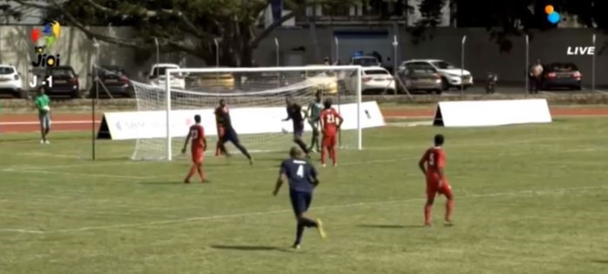 JIOI 2019- Football : La Réunion remporte 4 à 0 face aux Maldives