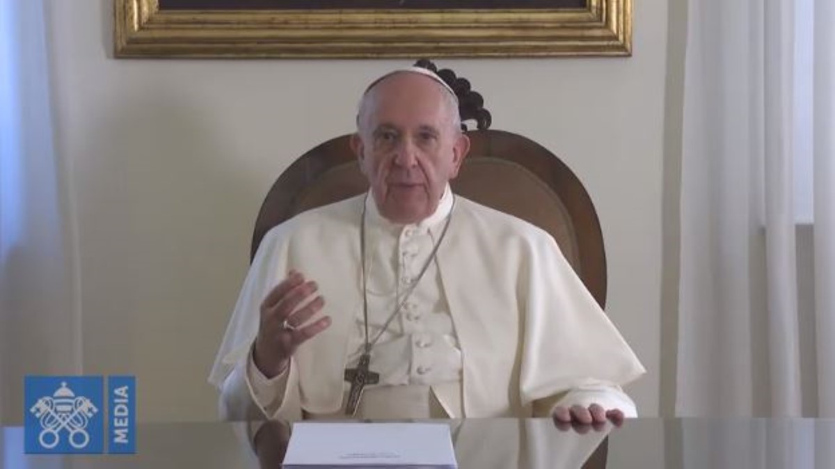 ▶️ Le Pape François adresse un message aux Mauriciens : « Chers frères et soeurs de l'Île Maurice ... »