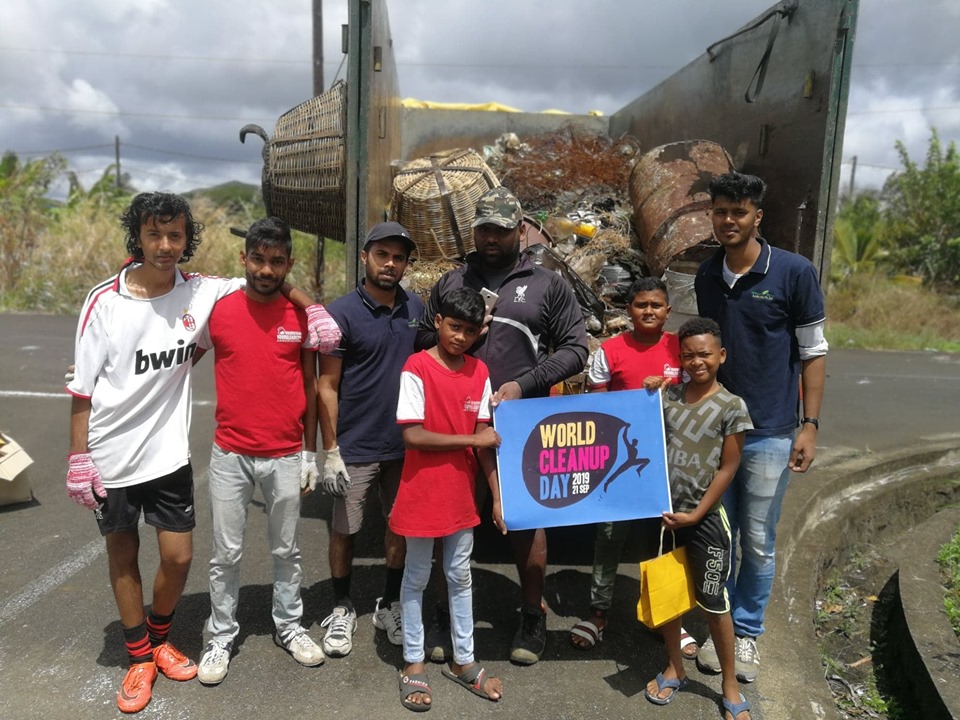 📷 Le "World Cleanup Day" a rassemblé des milliers de personnes à travers l'île