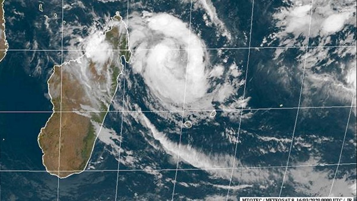 Le cyclone Herold à 600 km de Maurice, forte probabilité d'un passage en alerte 2 