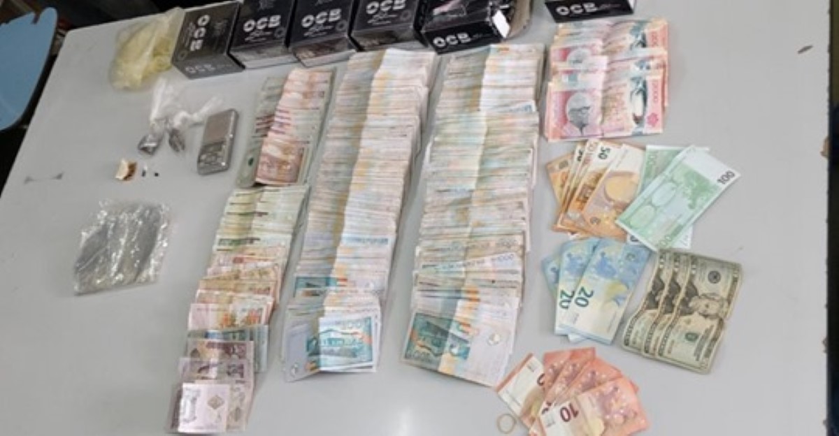 Trafic de drogue à Roche Bois : Saisie de Rs 1,3 million de cash et du cannabis 