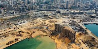 Au Liban, les ministres s'excusent et démissionnent, à l'île Maurice, les hommes politiques se complaisent dans l'autosatisfaction 