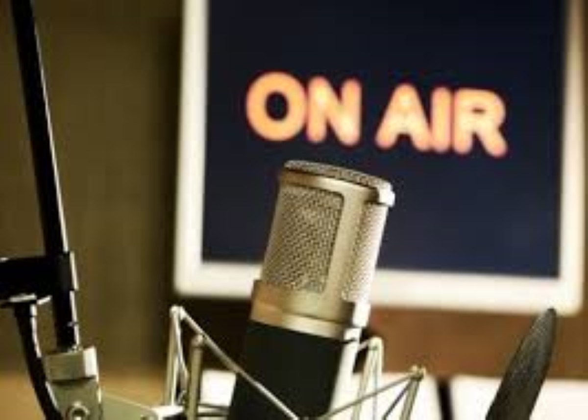 Top FM pourra contester la décision de l’IBA de suspendre son permis