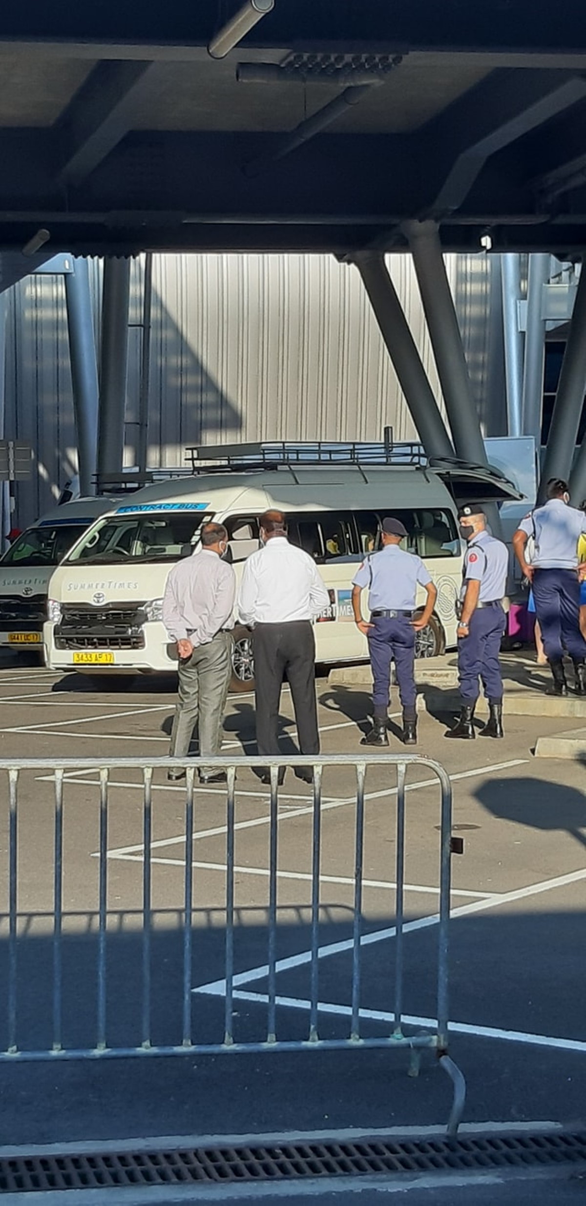Taxis sous-contractés à l’aéroport : « C’est une entorse au protocole qui a été établi, avec la MTPA » déclare Joomaye