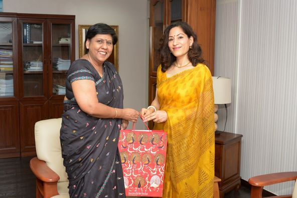 [Diaporama] La Haut commissaire de l'Inde, Mme K. Nandini Singla, fait la tournée des visites diplomatiques