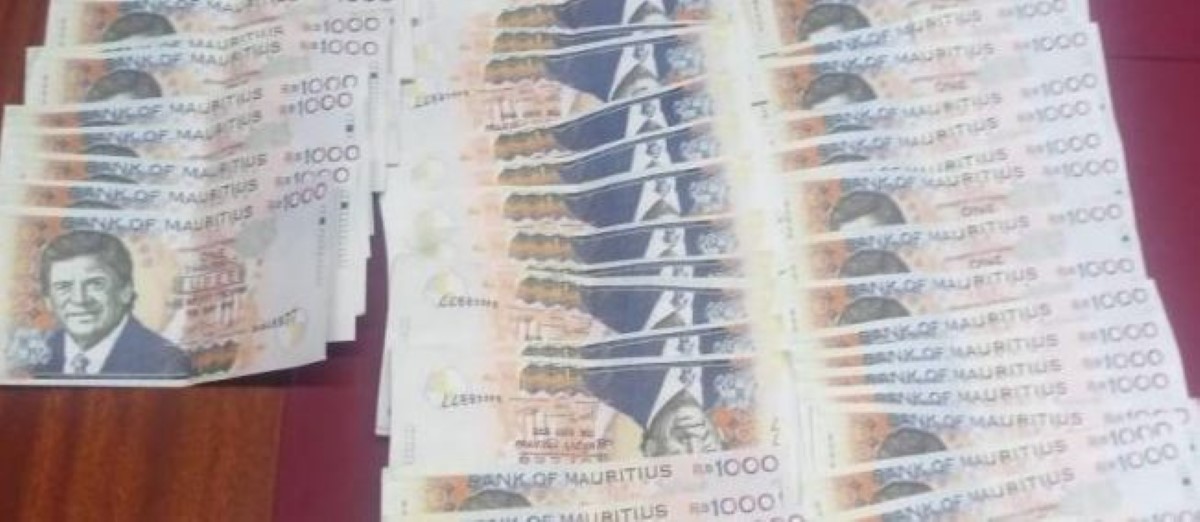 Réseau de faussaires à Dubreuil : Il a 50 faux billets de Rs 1 000