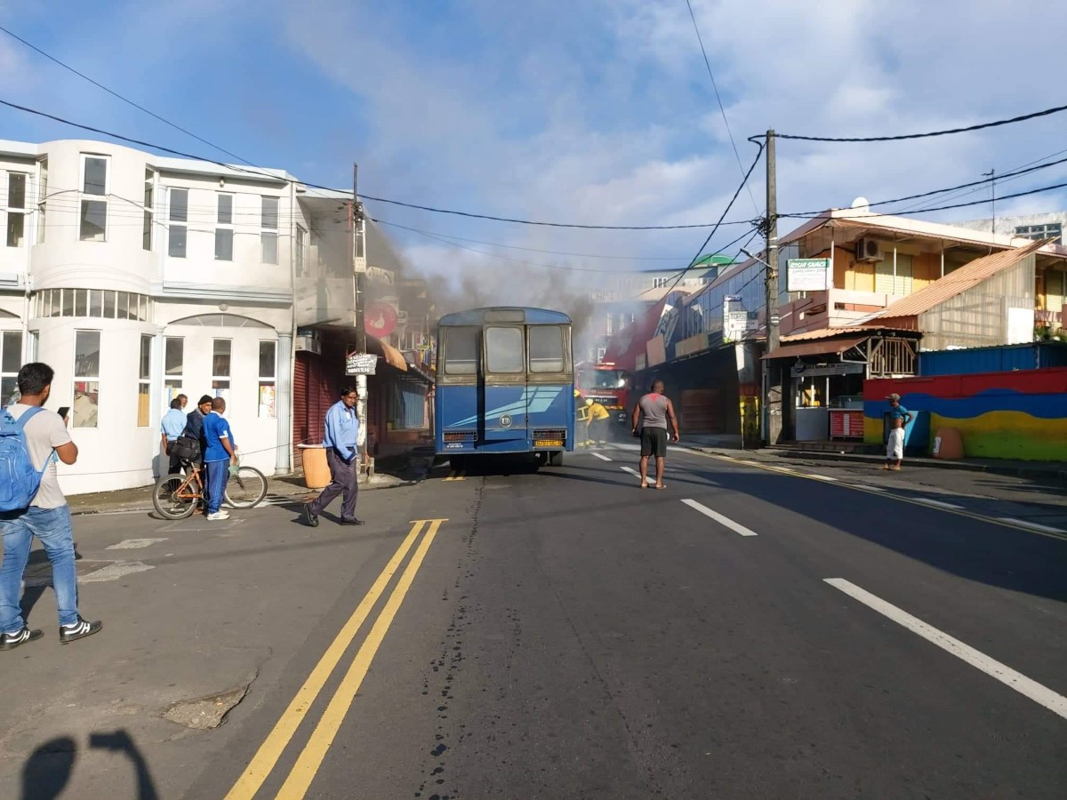 Nouvelle-France : incendie dans un autobus transportant des élèves