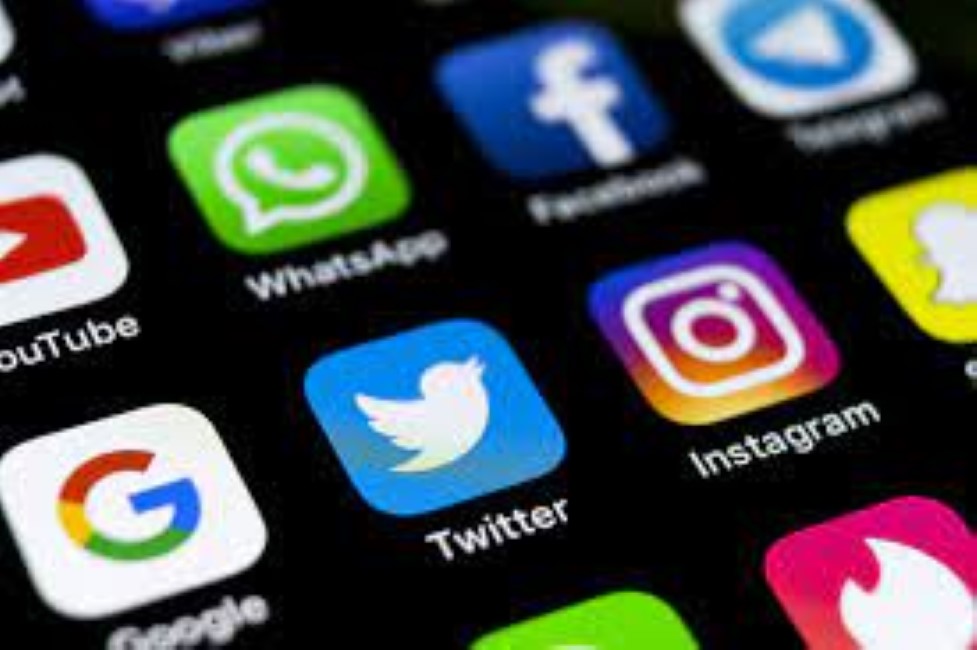Censure sur les réseaux sociaux : L’Icta se réjouit d’un « bon début de débat », avec 1 569 réponses