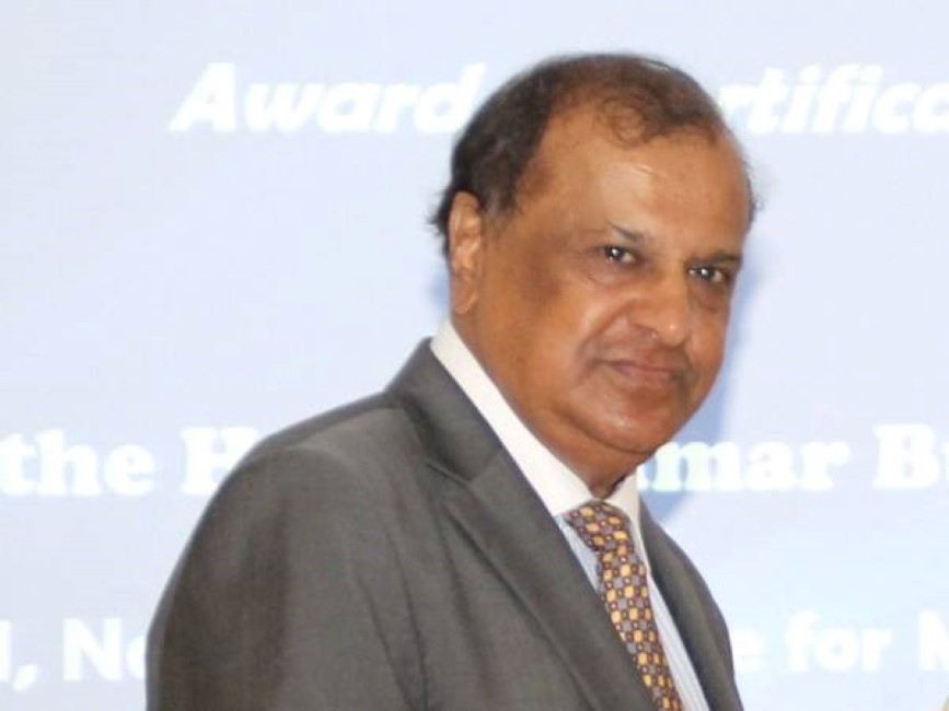 Bunwaree paie sa dette avec la Development Bank of Mauritius