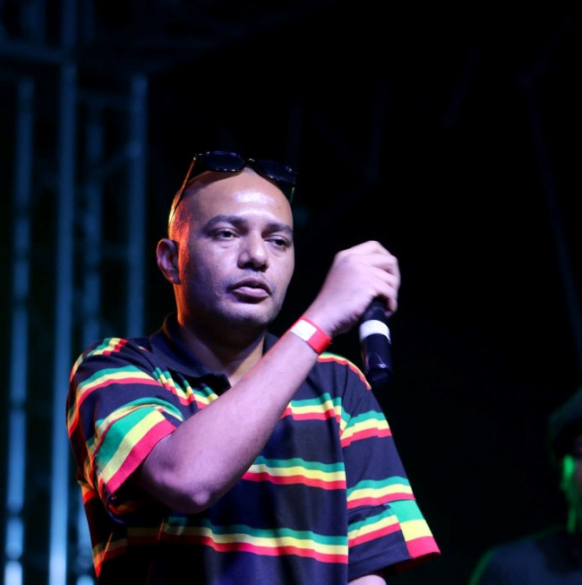 Le chanteur Ti Kenzo arrêté en possession de Rs 800 000 de drogues synthétiques