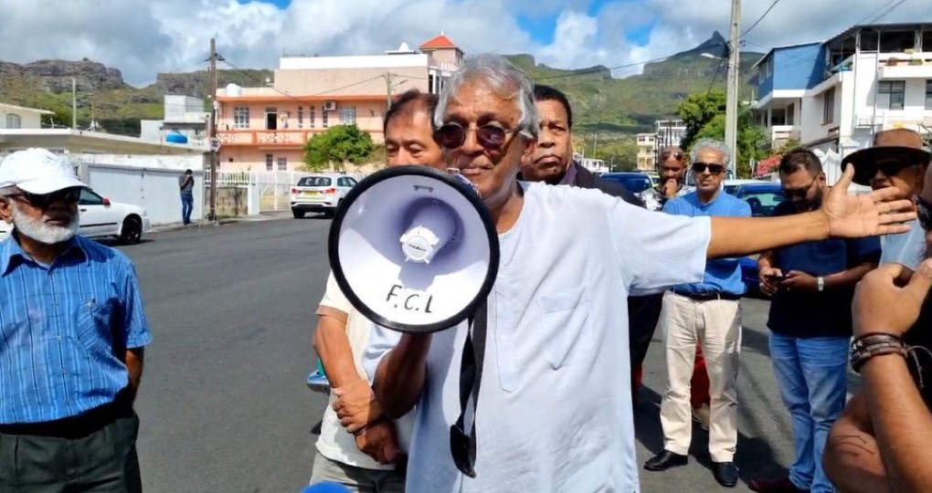 Succès mitigé du rallye de protestation pour réclamer la baisse du prix des carburants à Port-Louis