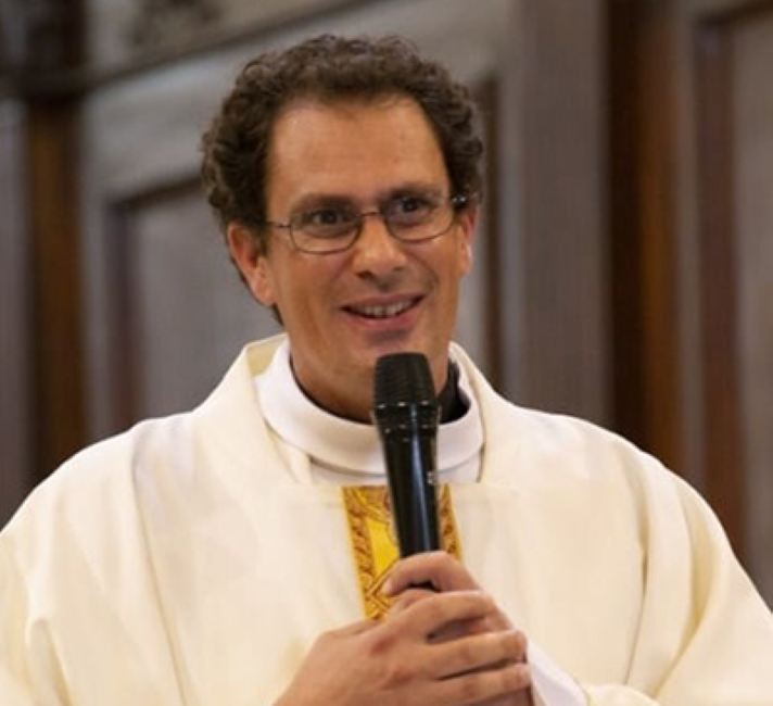 La suspension du père Alexis Wiehe par l'Eglise catholique intrigue