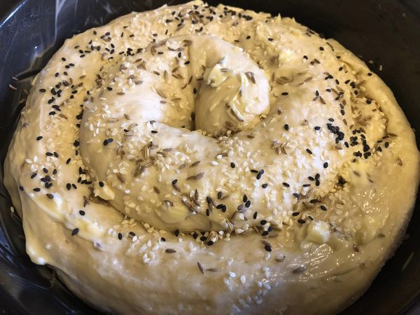 La recette de Farihah : Le pain naan mauricien fourré au fromage