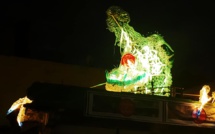 [Vidéo] Le plus grand Dragon de Chinatown a besoin de bouteilles et de bénévoles!