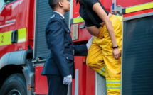 L'image du jour : Le couple de pompiers Clarel et Christina Melin