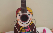 Mauritius Medical Clowns Project : Head injuries again , with Terry the ukelele...