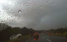 [Vidéo] Perte de contrôle et aquaplaning sur la route de Curepipe