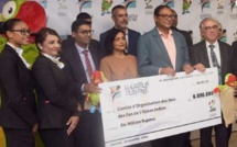 La Mauritius Duty Free Paradise offre un chèque de Rs 6 millions aux Jeux des îles