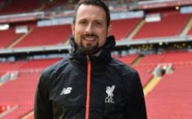 Académie de foot à Côte d'Or : Dan White de retour pour finaliser l'accord avec Liverpool