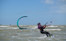 Pointe d’Esny : Un touriste italien se blesse grièvement en faisant du kite-surf